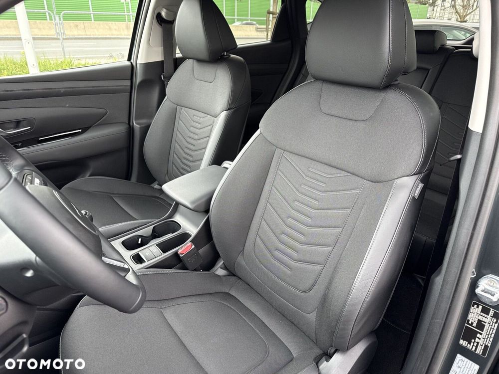 Hyundai Tucson 1.6 T-GDi Executive 2WD - 11
