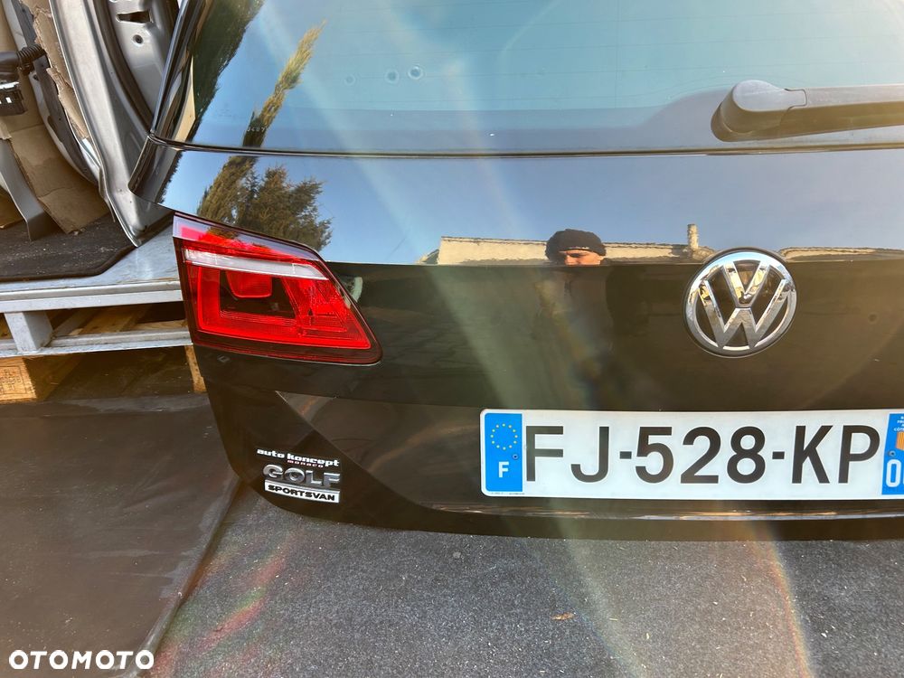 Volkswagen Golf Sportsvan klapa bagażnika tył tylna ładna czarna bez rdzy - 6