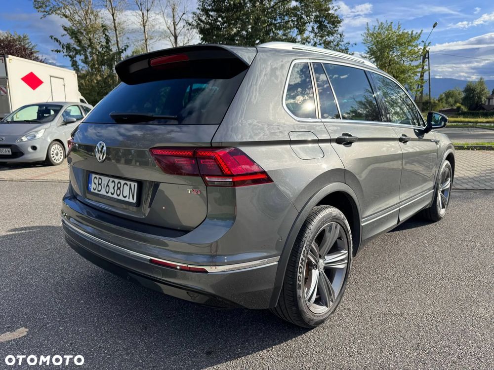 Volkswagen Tiguan - 11