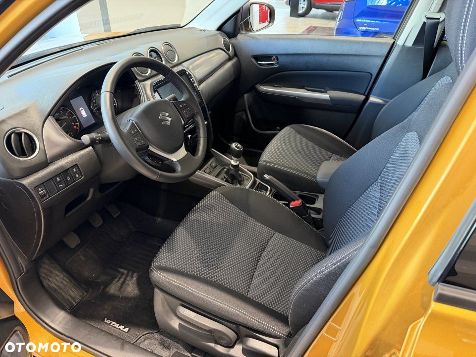 Suzuki Vitara - 8