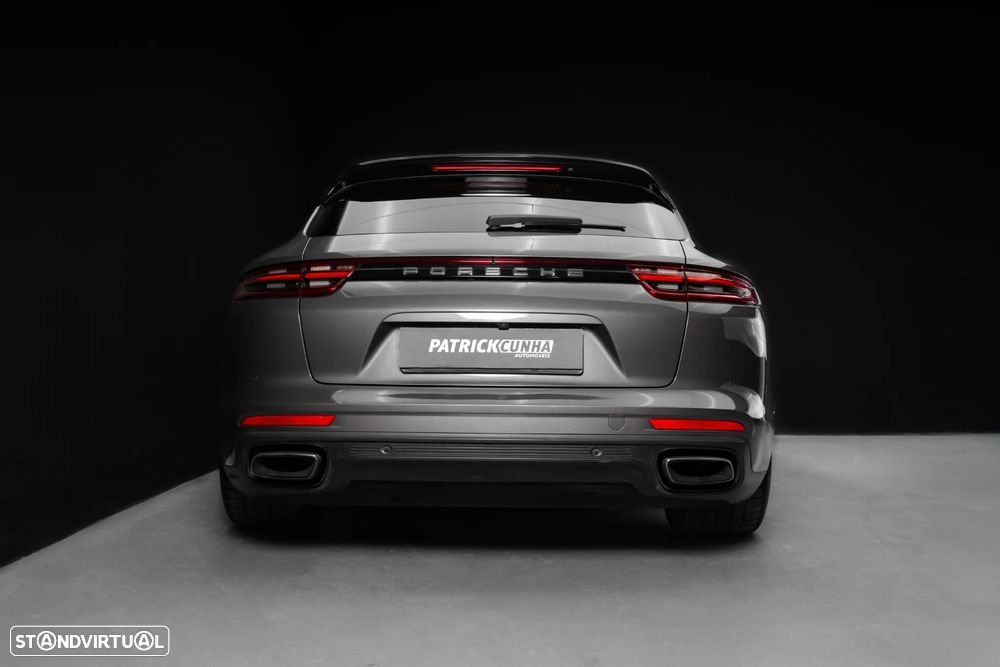 Porsche Panamera Sport Turismo 4 E-Hybrid - 5