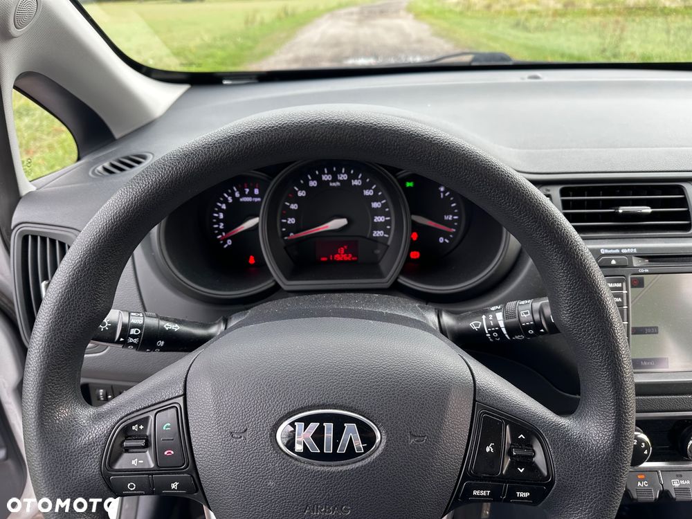 Kia Rio 1.2 XL - 7
