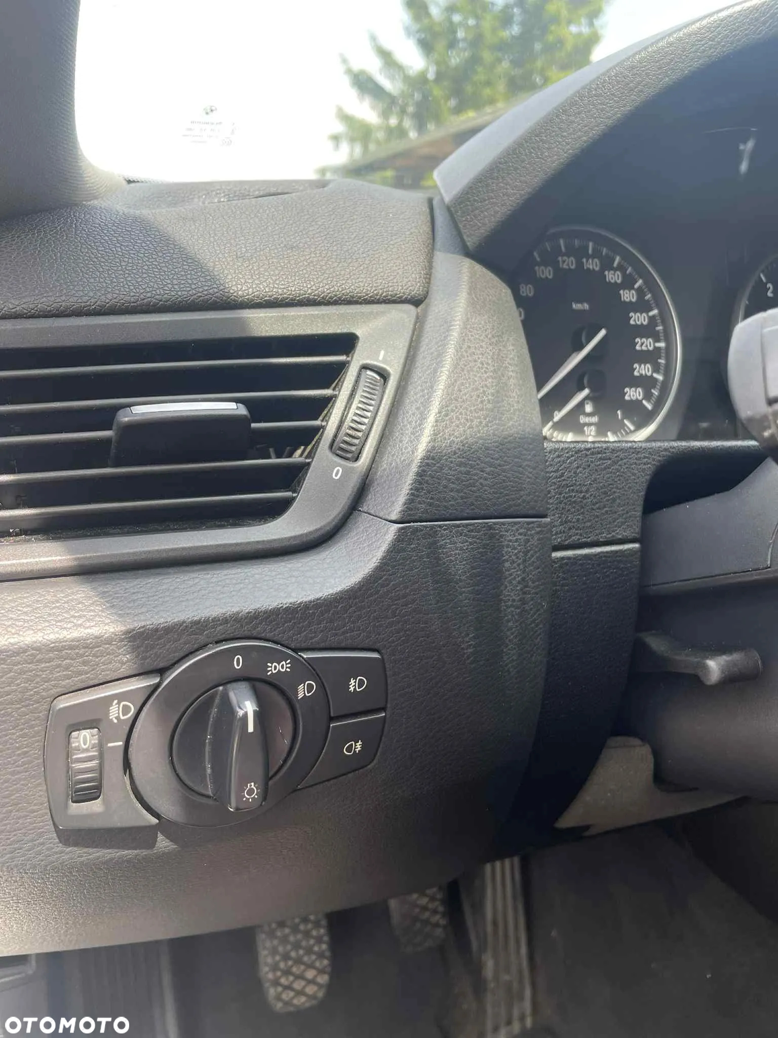 BMW X1 sDrive18d - 16