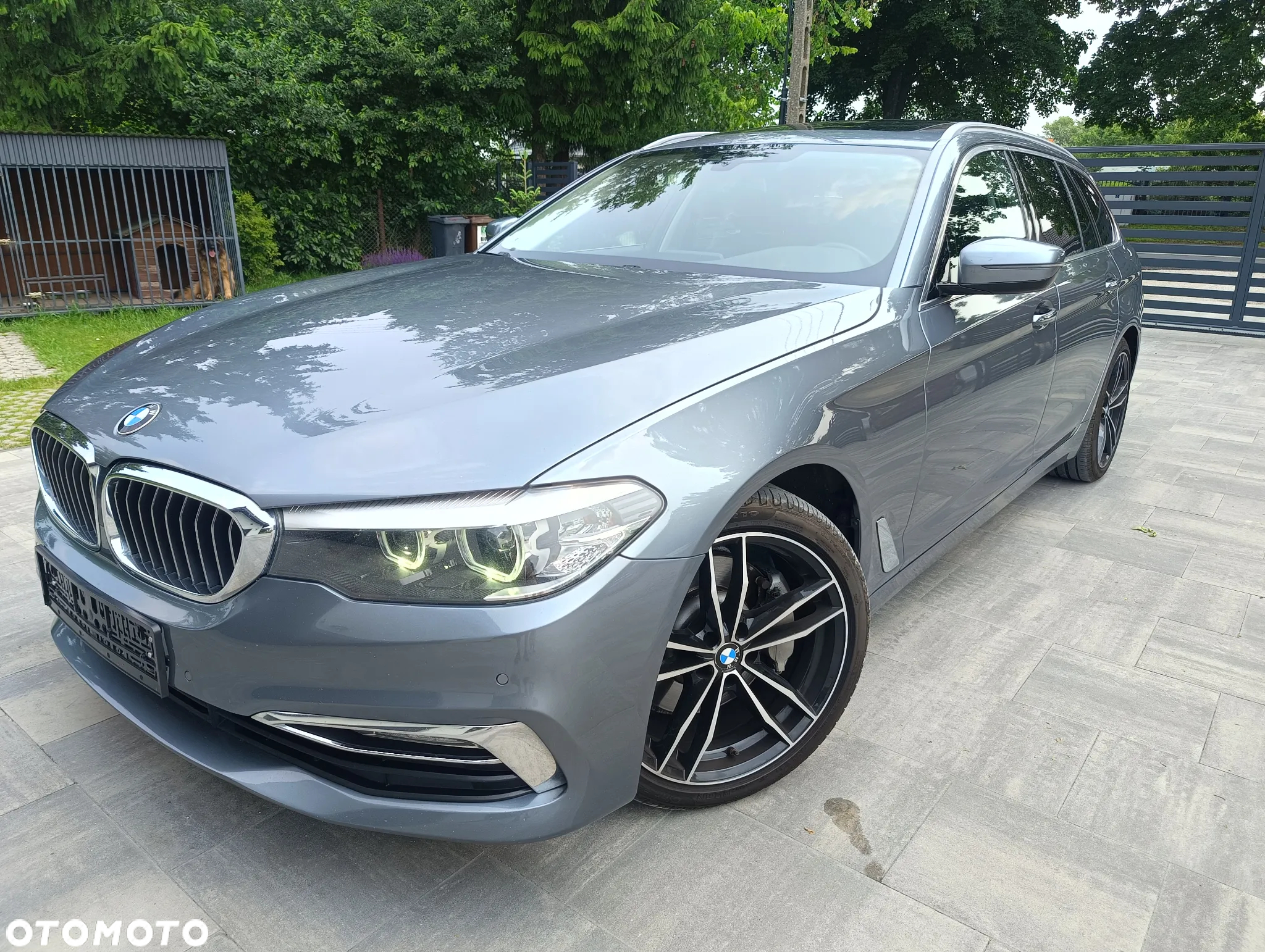 BMW Seria 5 525d Touring Luxury Line - 22