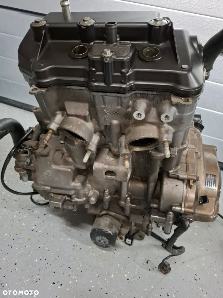 Honda CRF 1000 DCT Africa Twin silnik engine - 4
