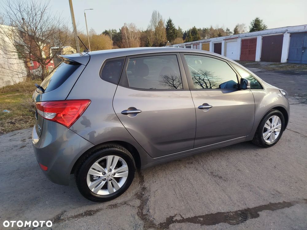 Hyundai ix20 1.6 CRDi Fifa World Cup Edition - 7