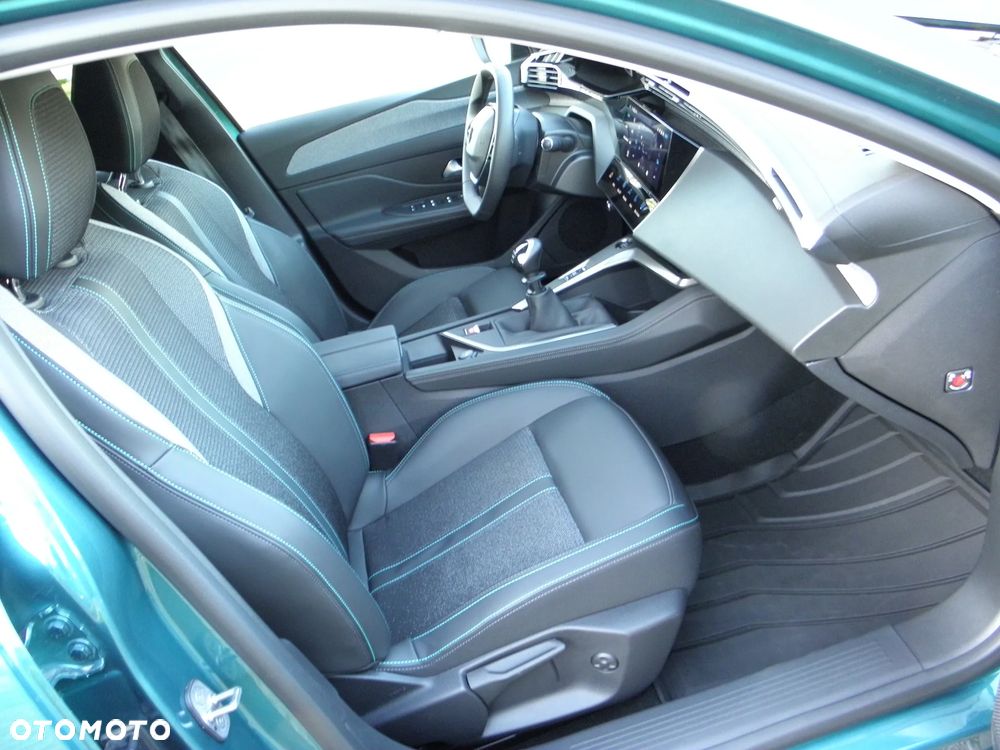 Peugeot 308 PureTech 130 Allure - 27