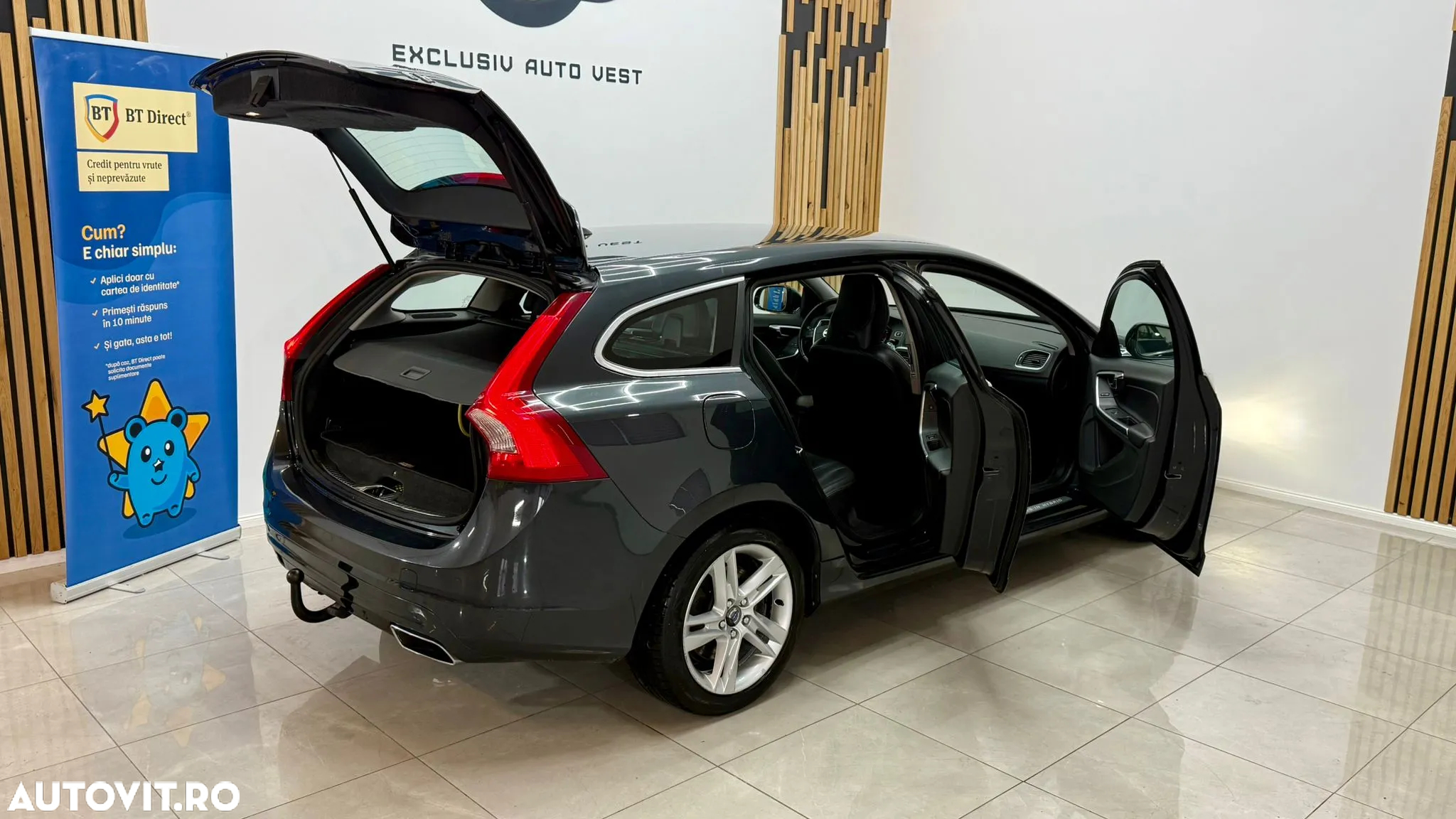 Volvo V60 D6 Plug-In-Hybrid AWD Geartronic Summum - 13
