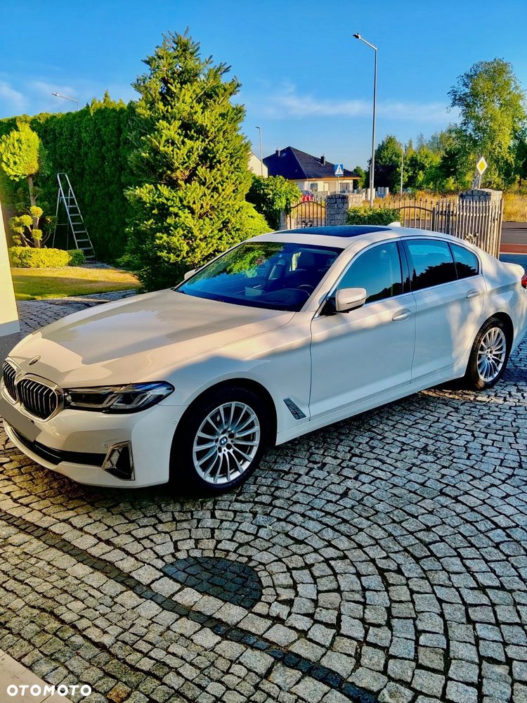 BMW Seria 5 520d xDrive MHEV Luxury Line - 1