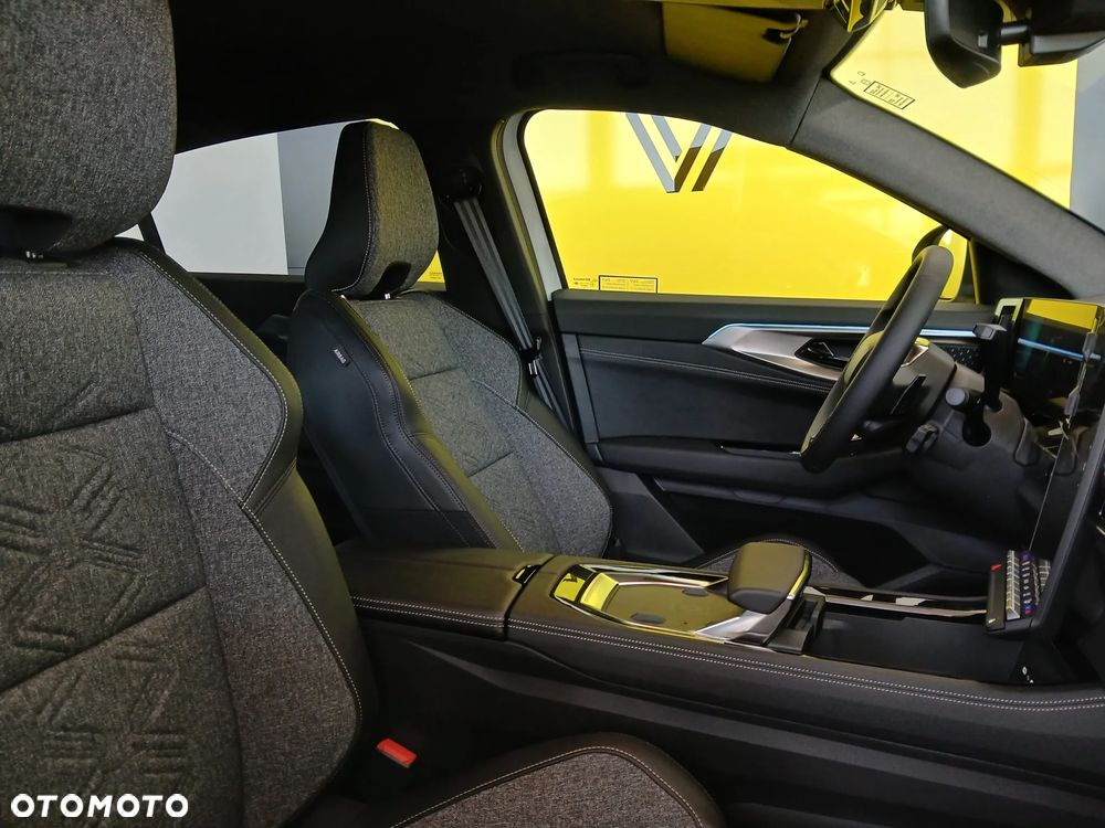 Renault Rafale 1.2 E-Tech Full Hybrid 200 Techno MMT - 9