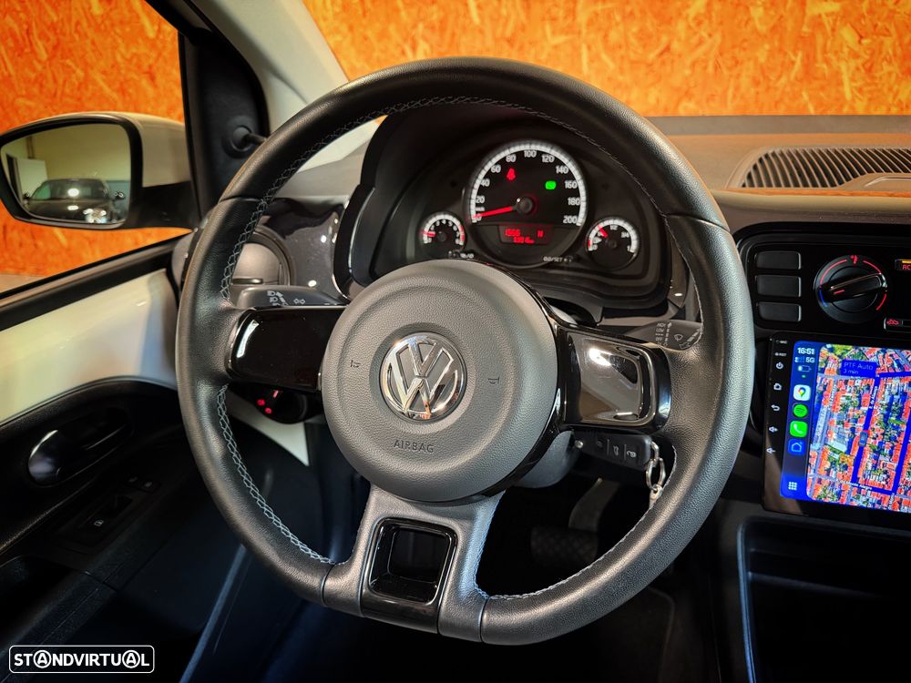 VW Up! 1.0 BlueMotion Move Auto - 12