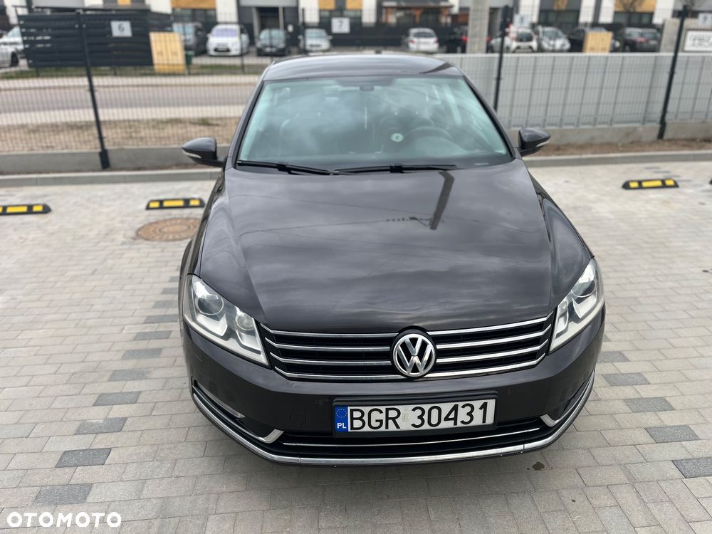 Volkswagen Passat 2.0 TDI Comfortline DSG - 5