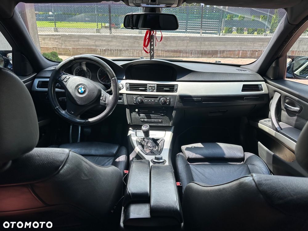 BMW Seria 3 330d - 6