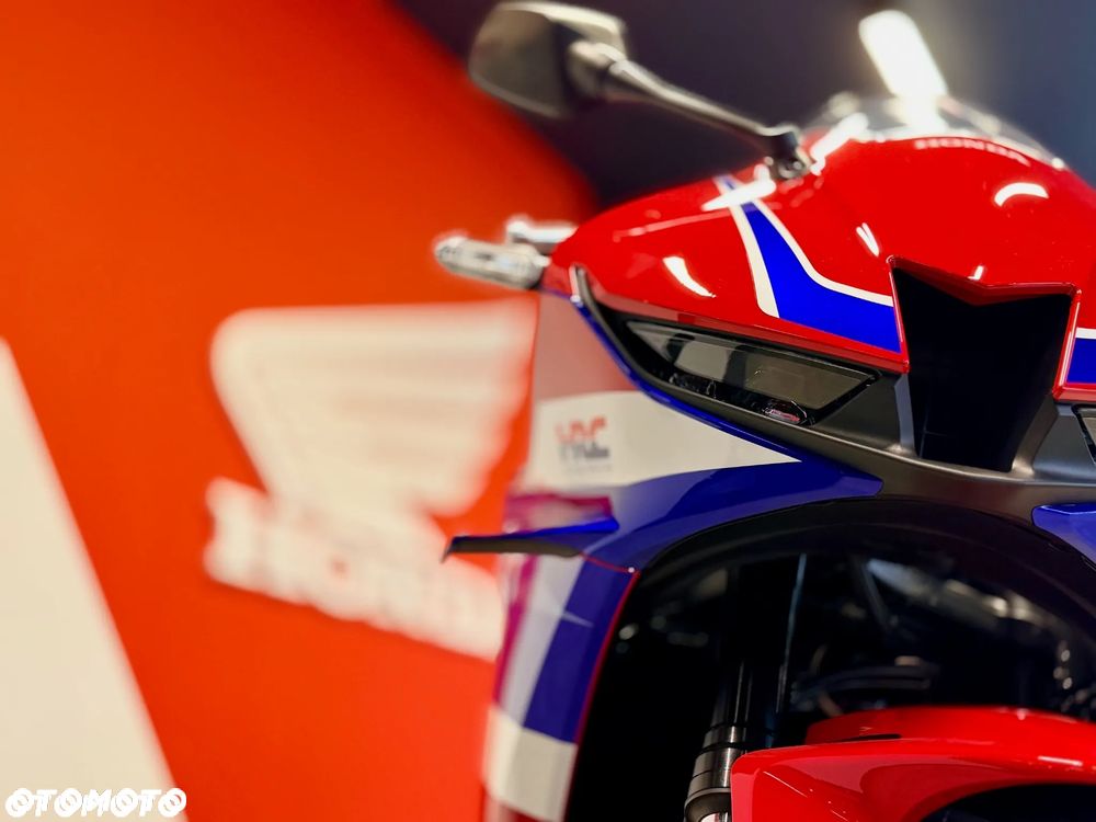 Honda CBR - 14