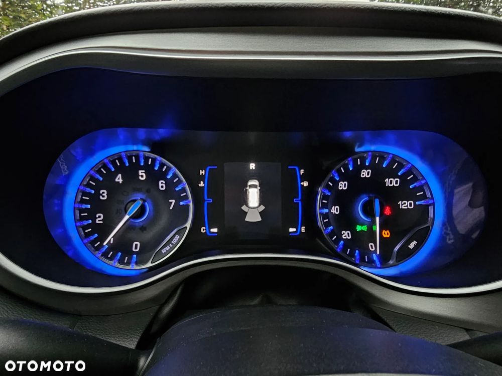 Chrysler Pacifica - 28