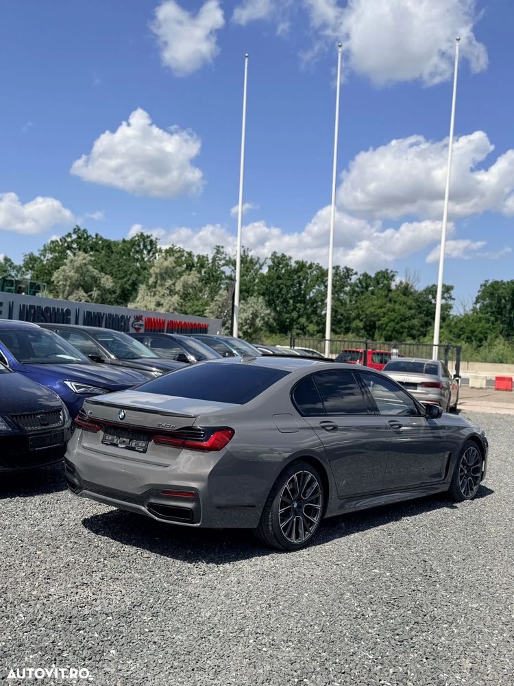 BMW Seria 7 740d xDrive - 17