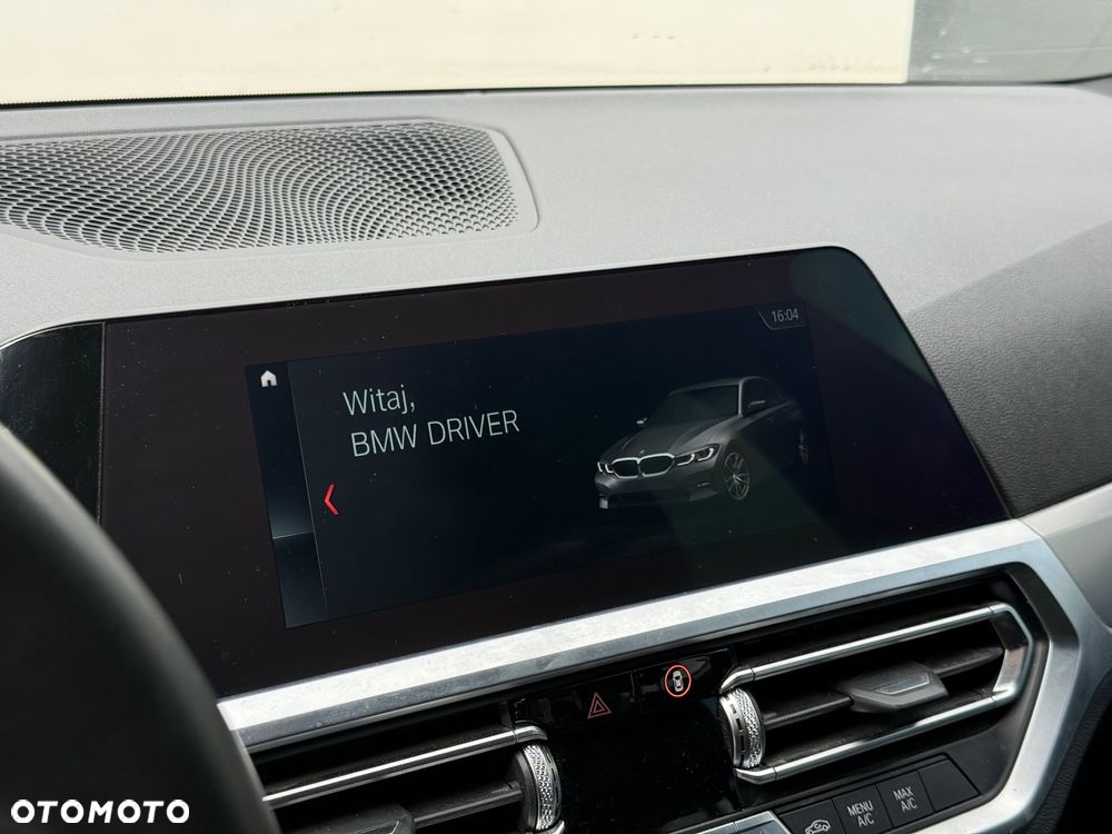 BMW Seria 3 320d M Sport - 15