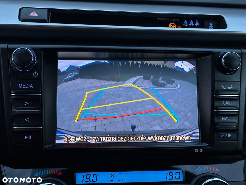 Toyota RAV4 Hybrid Prestige 4x4 - 19