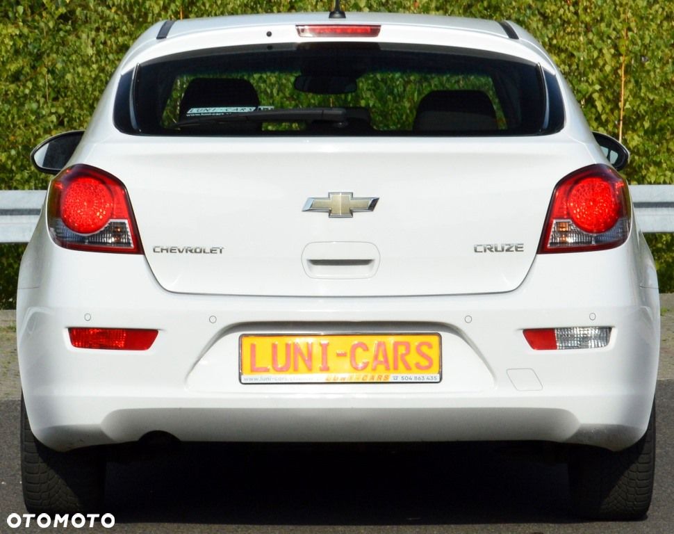 Chevrolet Cruze - 23