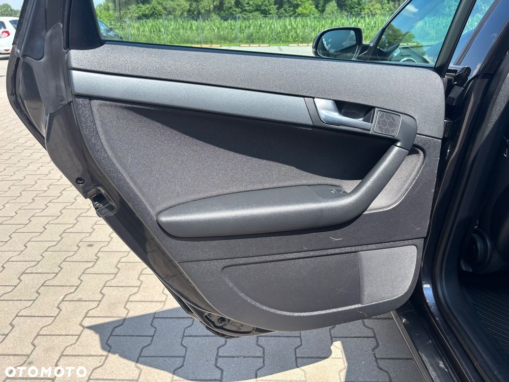 Audi A3 Sportback 1.4T FSI Ambiente - 29