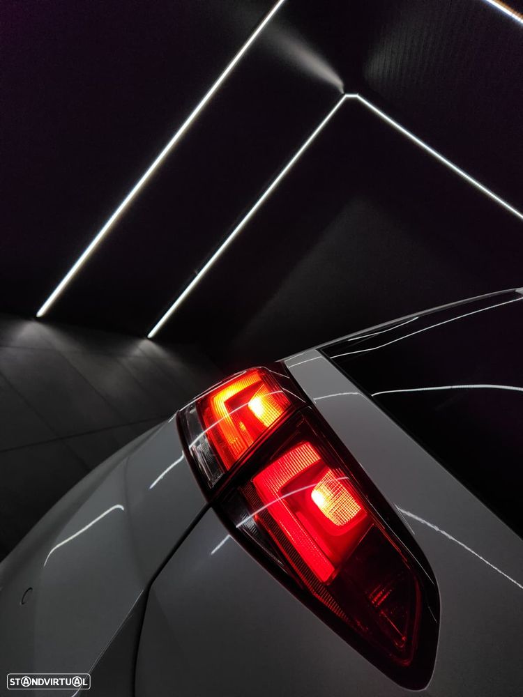 VW Golf 1.6 TDi Confortline DSG - 17