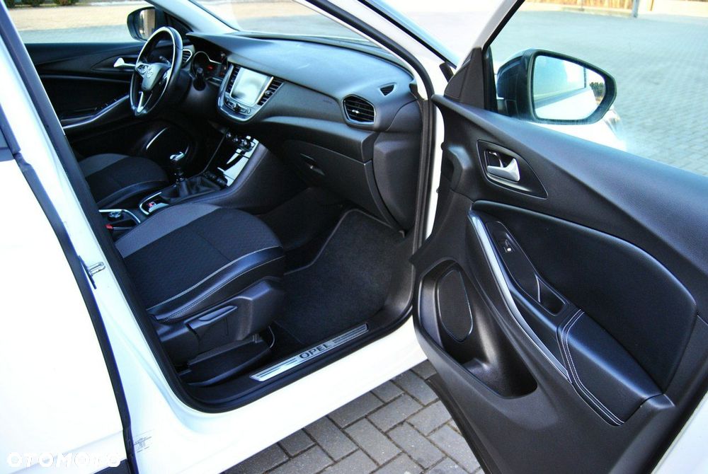 Opel Grandland X 1.6 D Start/Stop Business Edition - 12