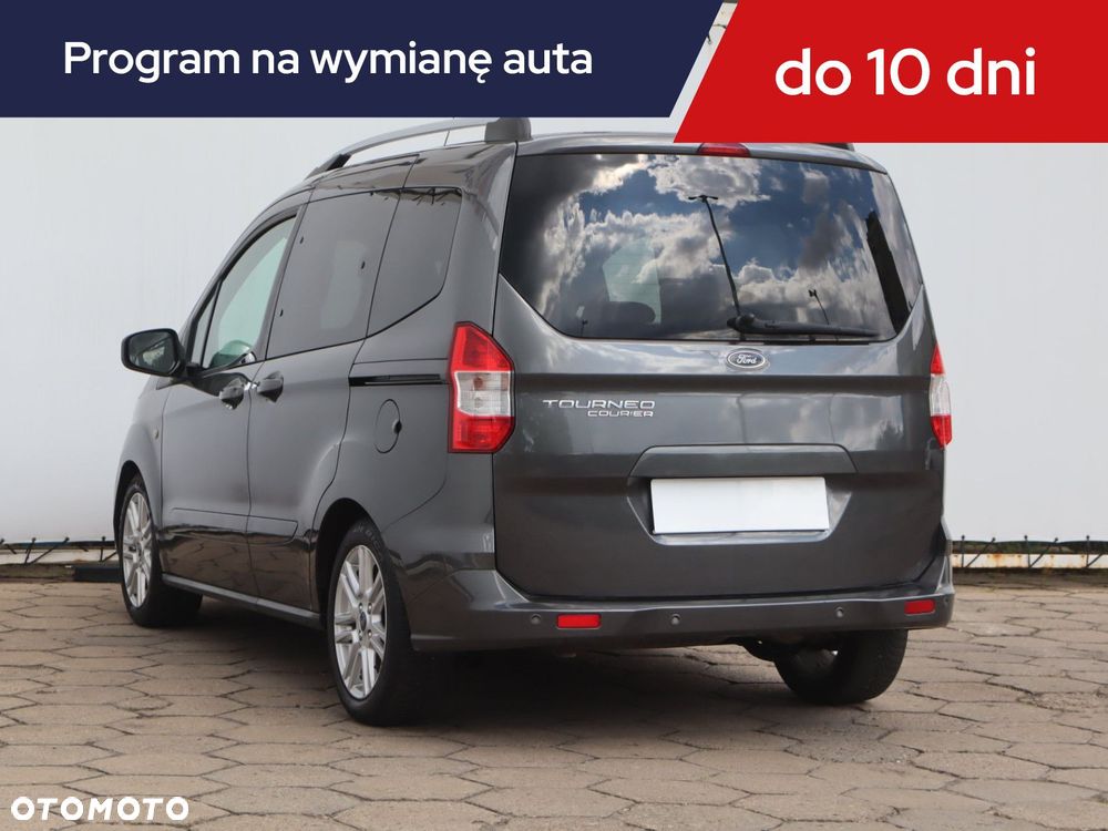 Ford Tourneo Courier - 6