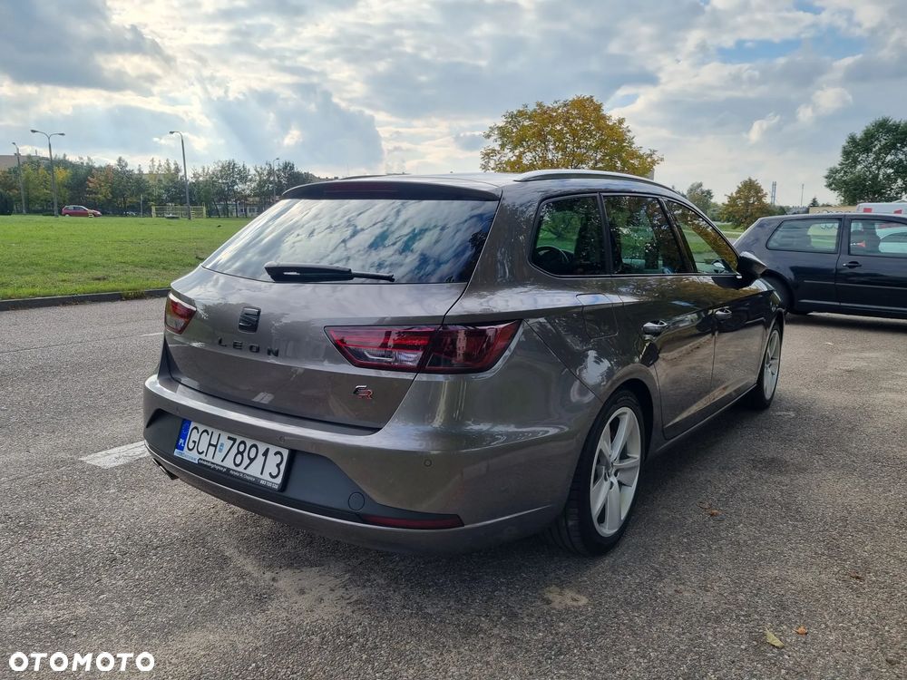 Seat Leon 2.0 TDI DPF Start&Stop DSG FR - 33