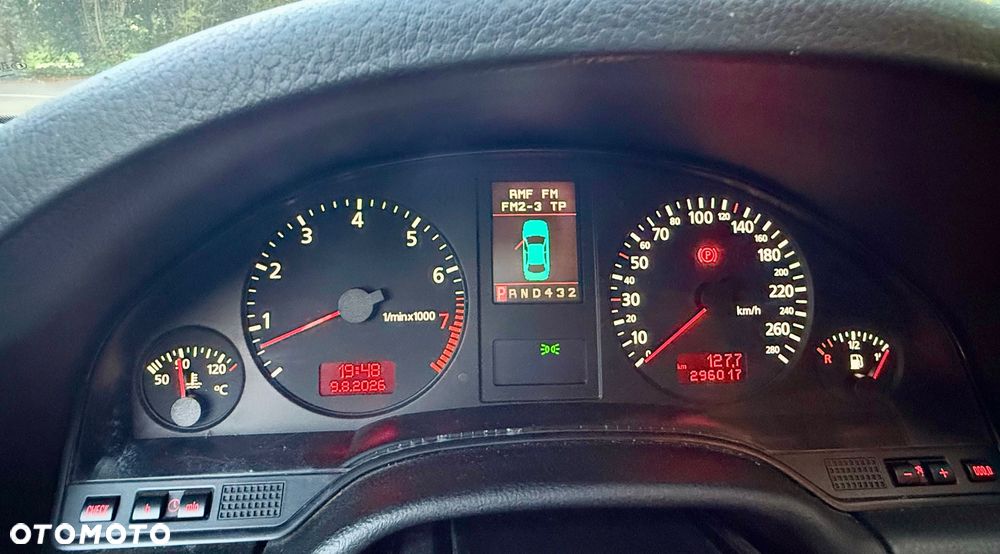 Audi A8 - 16