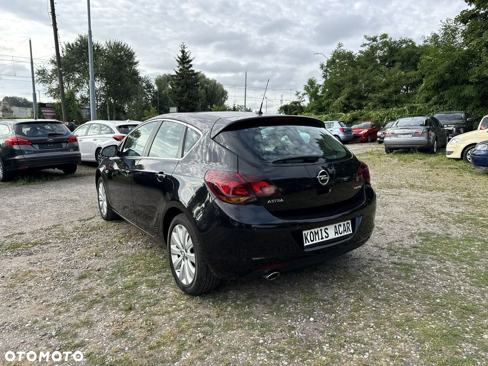 Opel Astra - 30