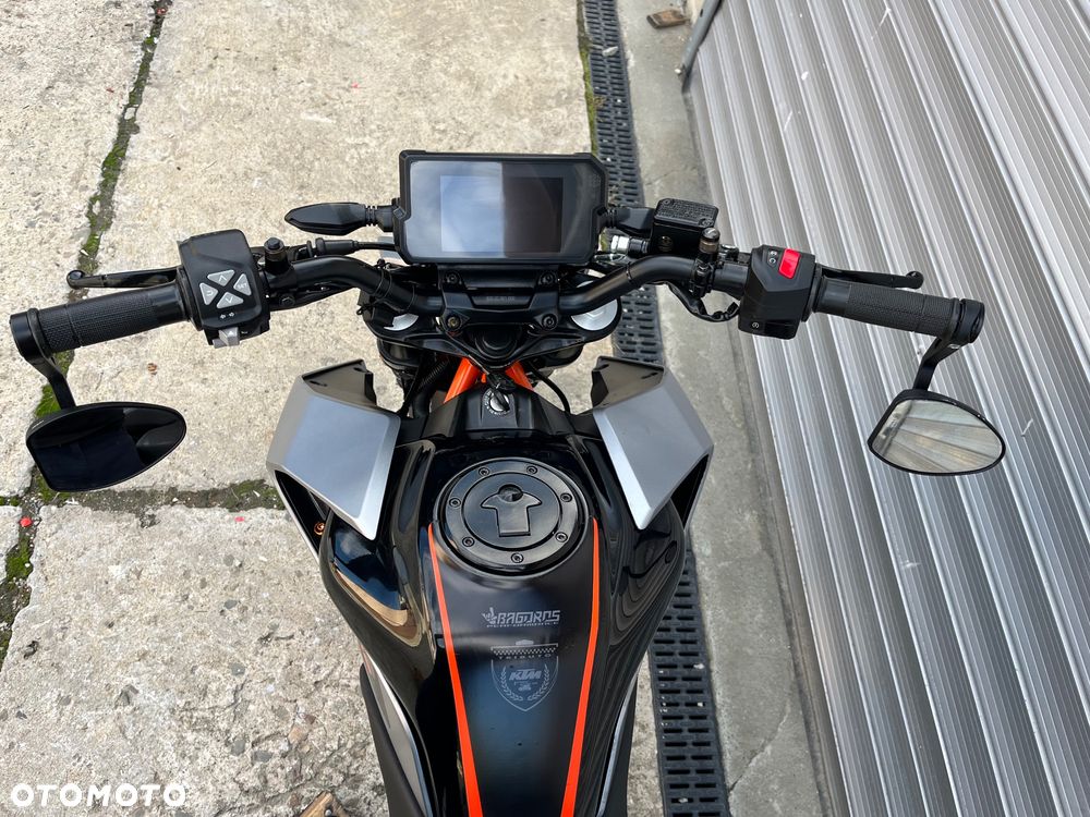 KTM Duke - 32