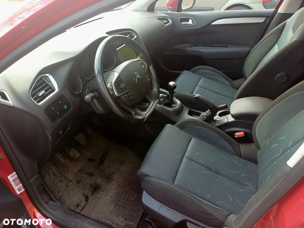 Citroën C4 1.6 VTi Seduction - 3