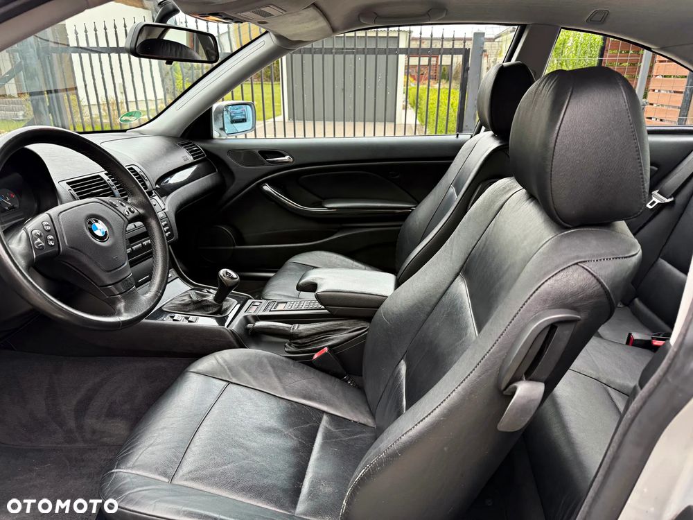 BMW Seria 3 328Ci - 23