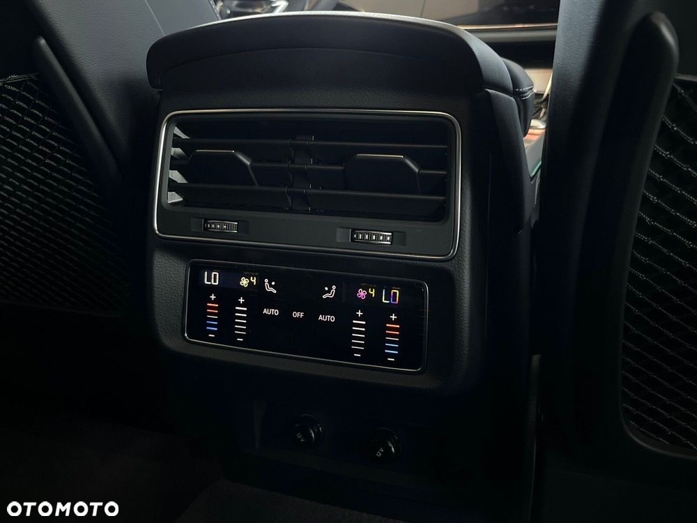 Audi Q7 50 TDI mHEV Quattro S Line Tiptr - 23