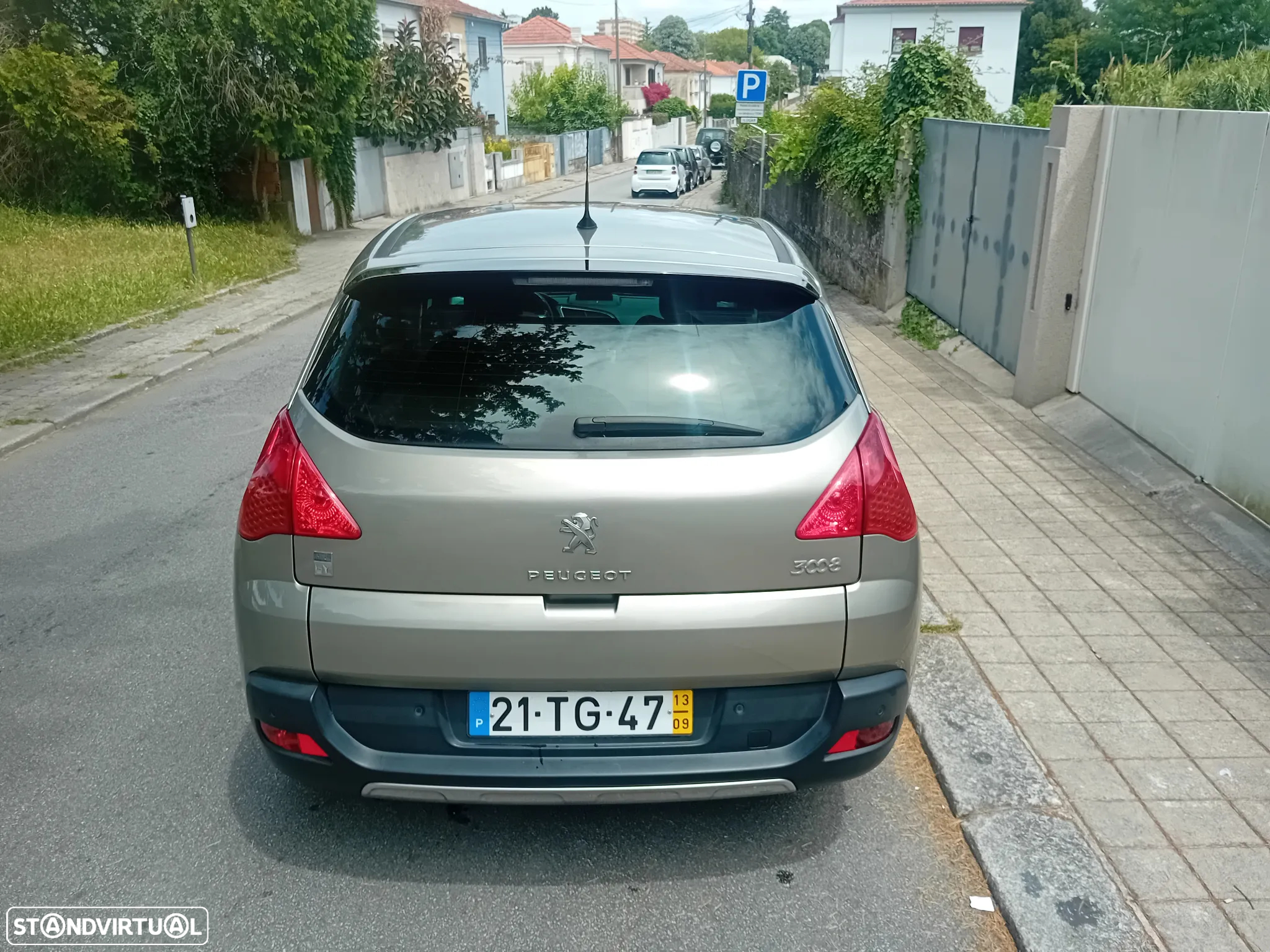Peugeot 3008 2.0 HDi Hybrid4 102g - 24