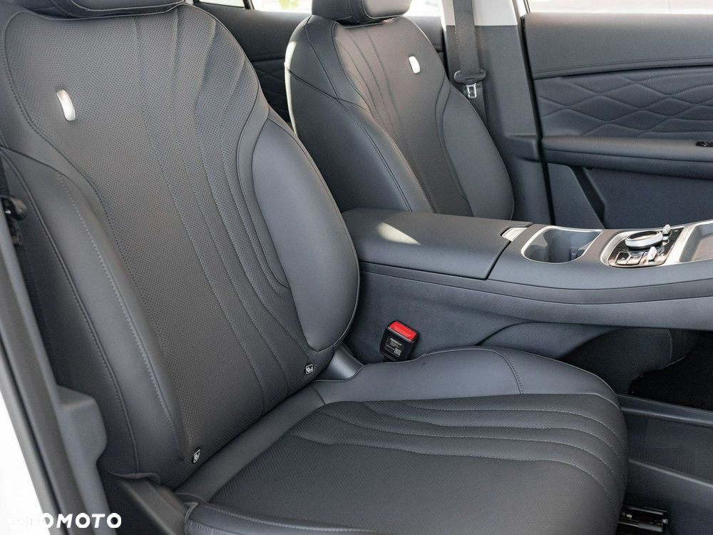 Geely Starray EM-i 1.5 PHEV Pro - 15