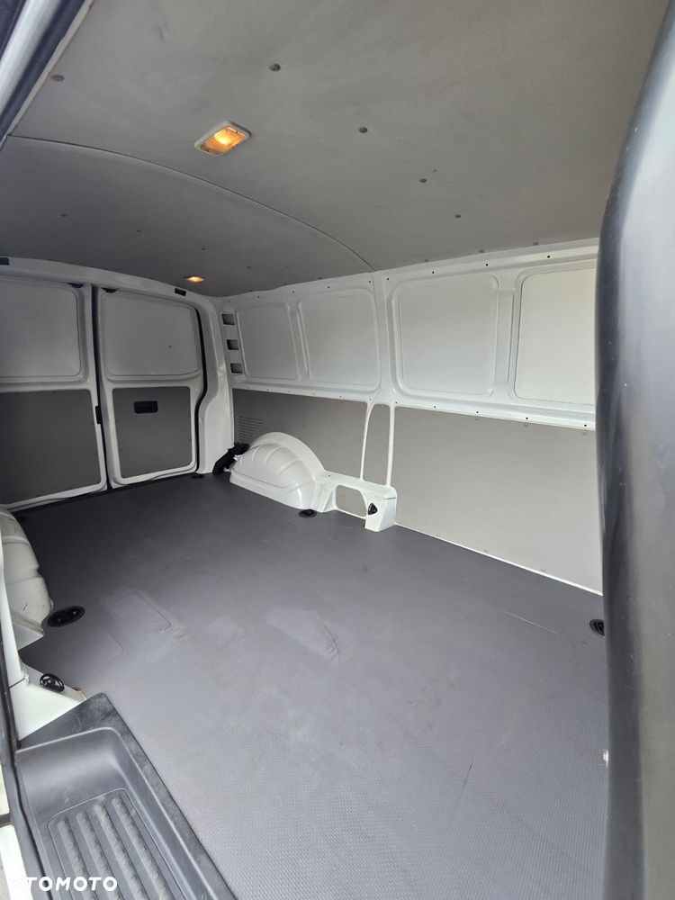 Volkswagen TRANSPORTER T6 - 19