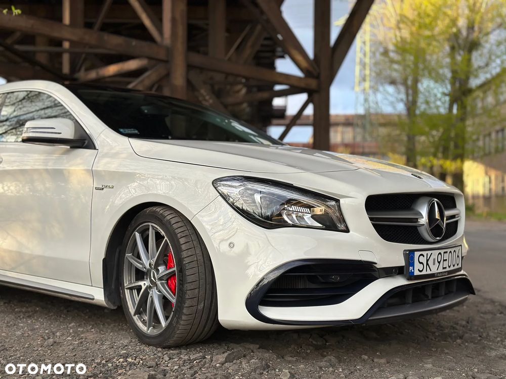Mercedes-Benz CLA - 10