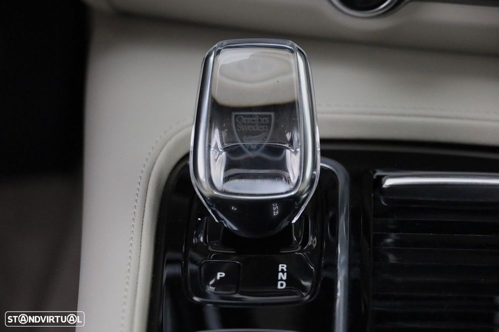 Volvo S90 2.0 T8 Inscription AWD Geartronic - 22