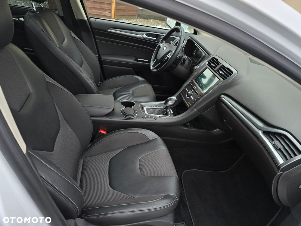 Ford Mondeo 2.0 T Titanium S MPS6 - 19