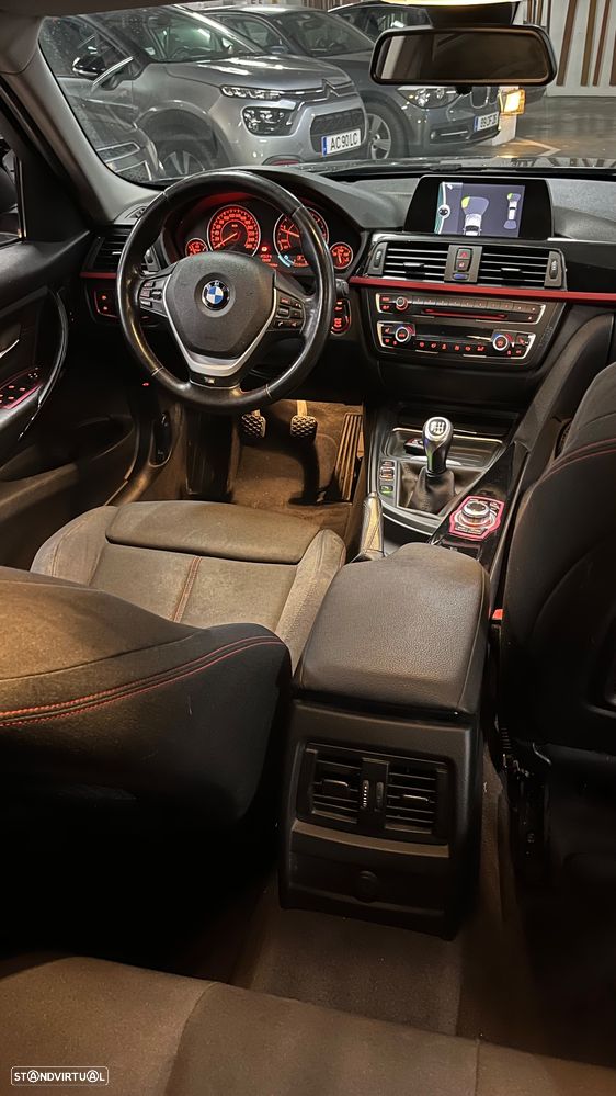 BMW 318 d Pack M - 11