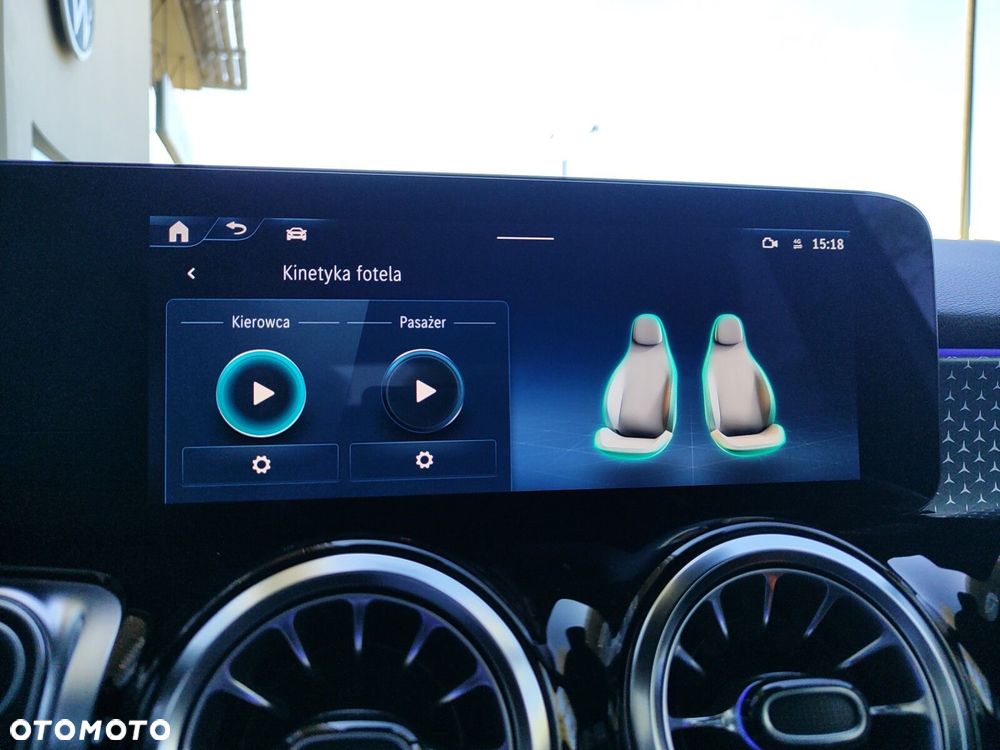 Mercedes-Benz GLB - 29