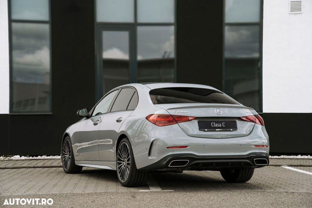Mercedes-Benz C - 7