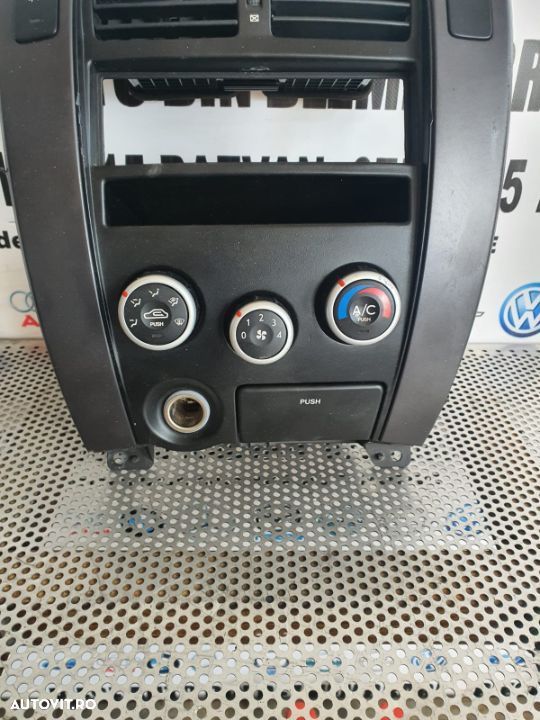 Modul Comenzi Clima Consola Centrala Hyundai Tucson 2003/2009 - 2