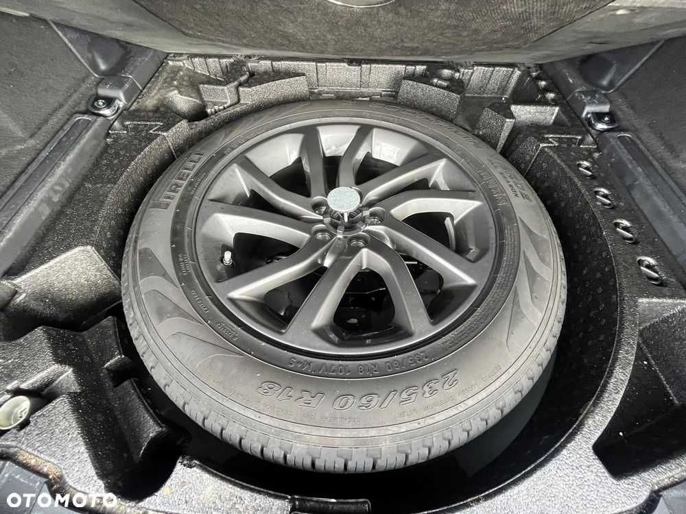 Land Rover Discovery Sport - 15