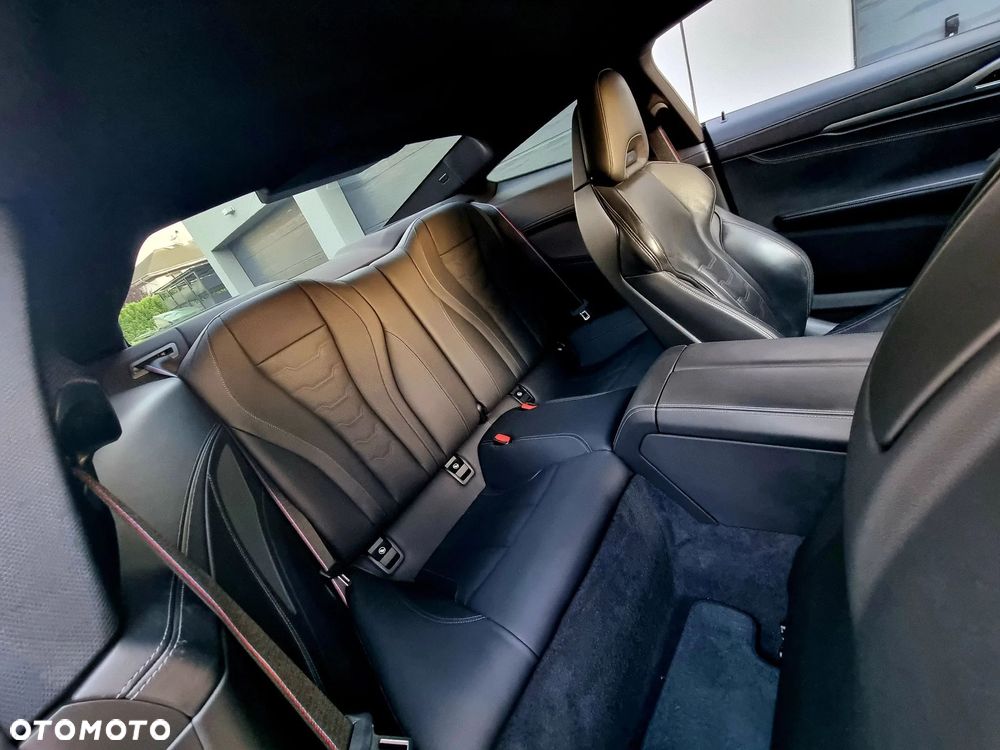 BMW Seria 8 M850i xDrive - 9