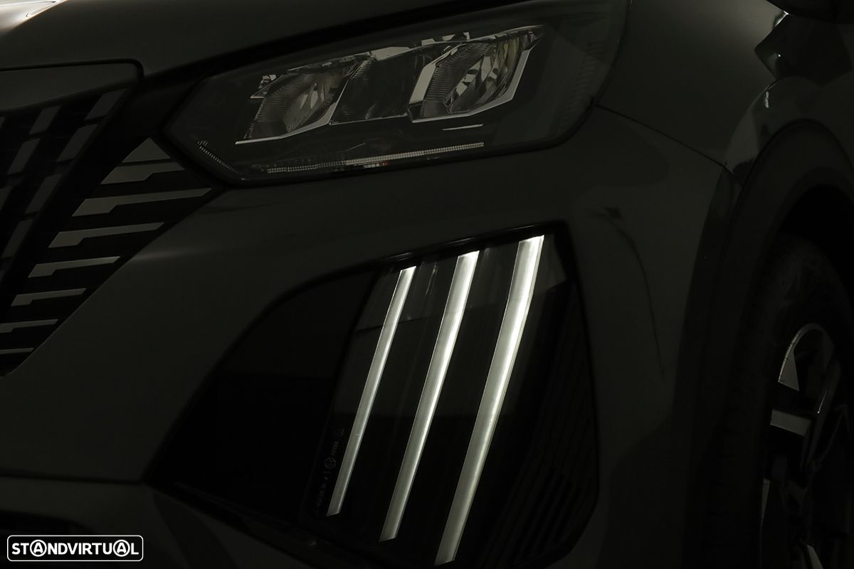 Peugeot 2008 1.2 PureTech Allure - 6