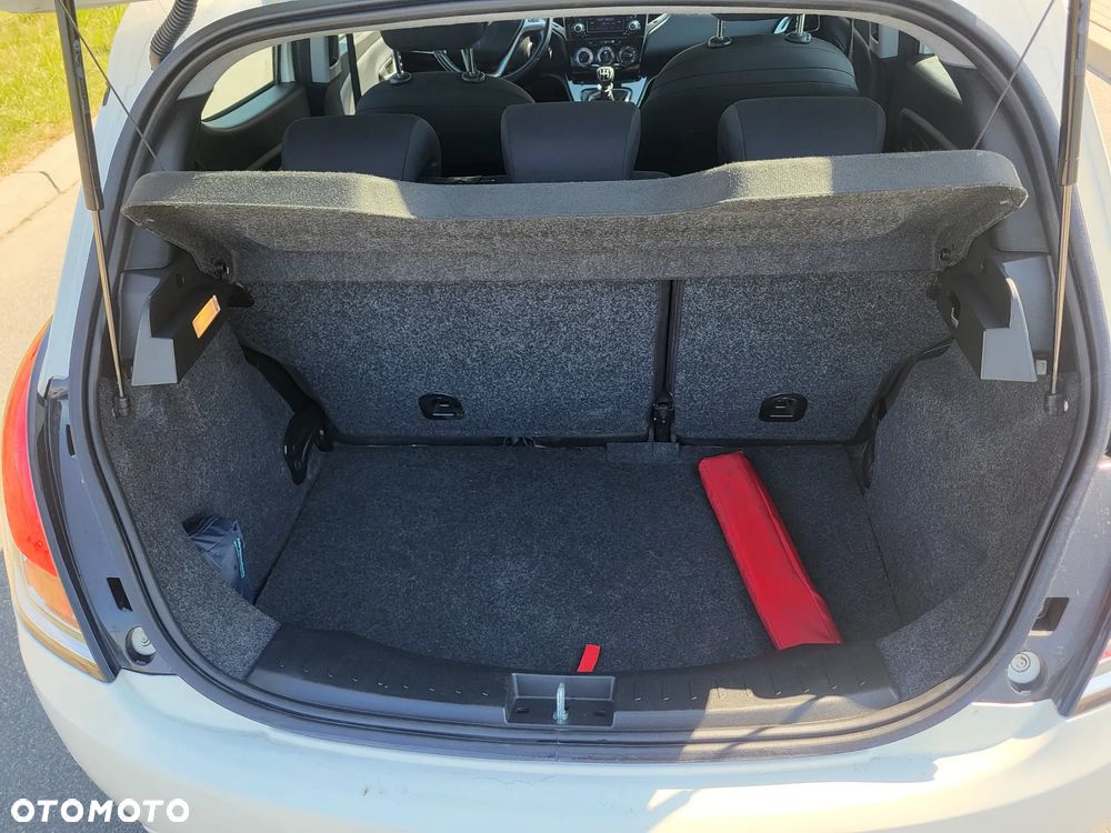 Lancia Ypsilon 1.2 8V Platinum S&S EU6 - 9