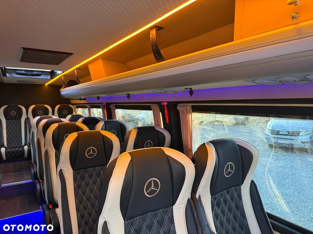 Mercedes-Benz Sprinter 519 - 34
