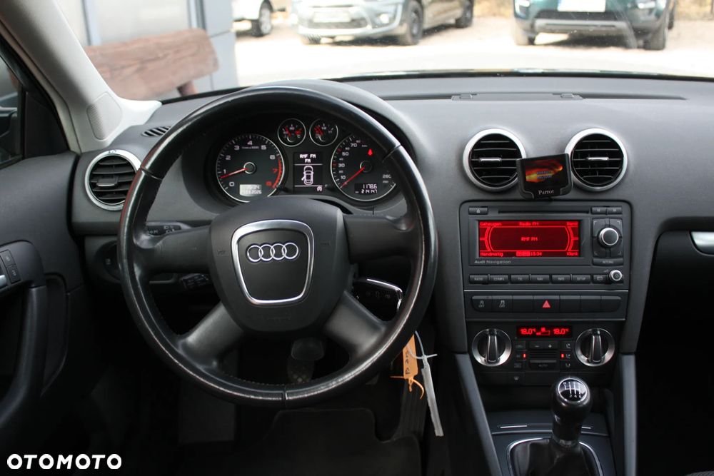 Audi A3 Sportback 1.4 TFSI Ambition - 13
